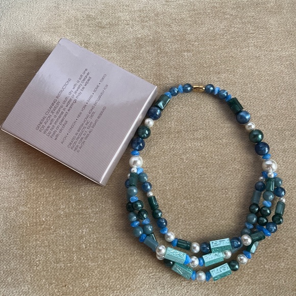 VINTAGE (1988) AVON SOUTH OF FRANCE NECKLACE - Picture 3 of 3